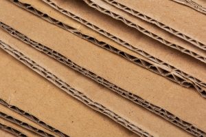 Is karton effectief voor geluidsisolatie en hoe gebruik je het?
